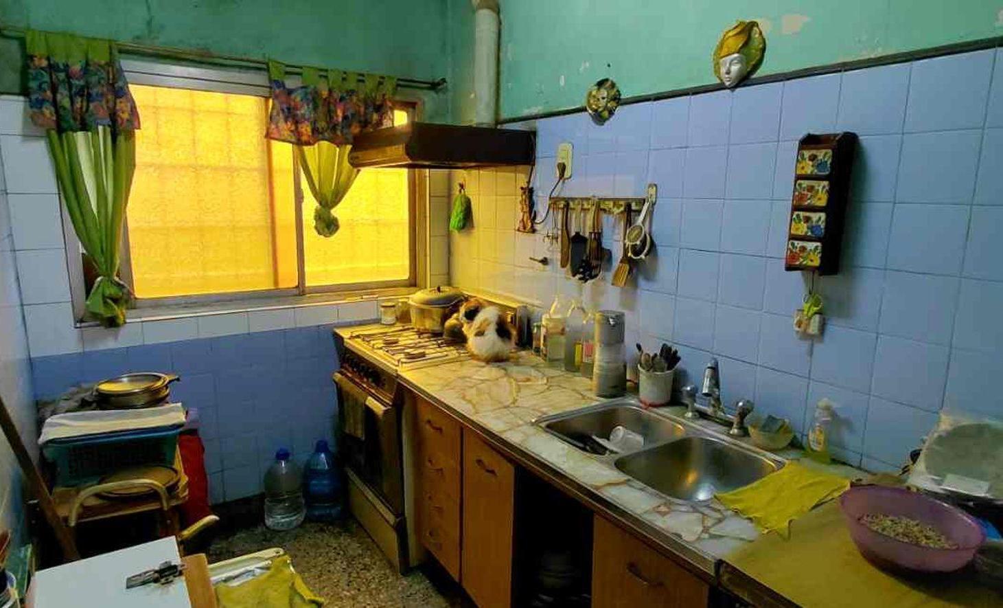 Foto de CASA DE 3 AMBIENTES CON COCHERA Y GRAN TERRENO, imagen 4