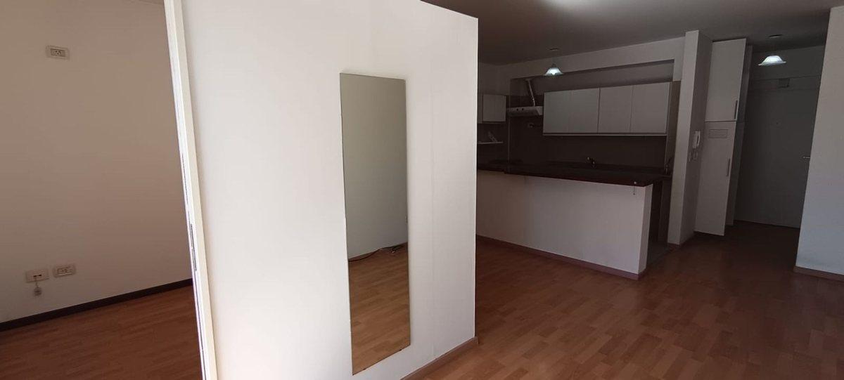 Foto de VENTA DEPARTAMENTO BALCON COCHERA PILETA MUNRO, imagen 3