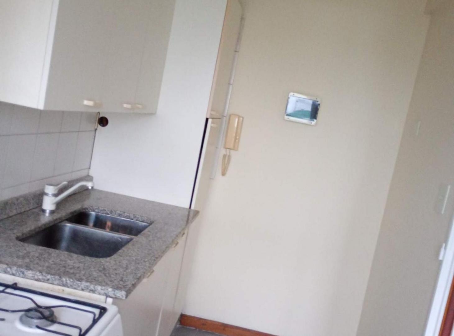 Foto de VENTA DEPARTAMENTO 3 AMBIENTES MONTSERRAT, imagen 1