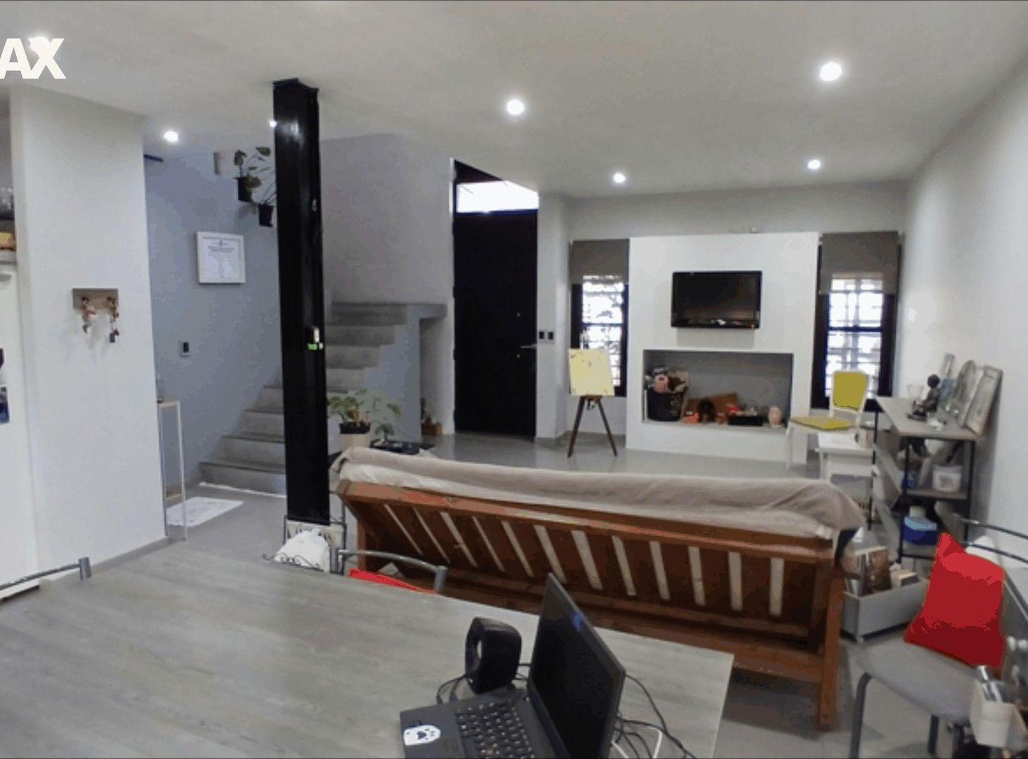 Foto de VENTA CASA 4 AMBENTES QUILMES Bº PARQUE C/COCHERA, imagen 2