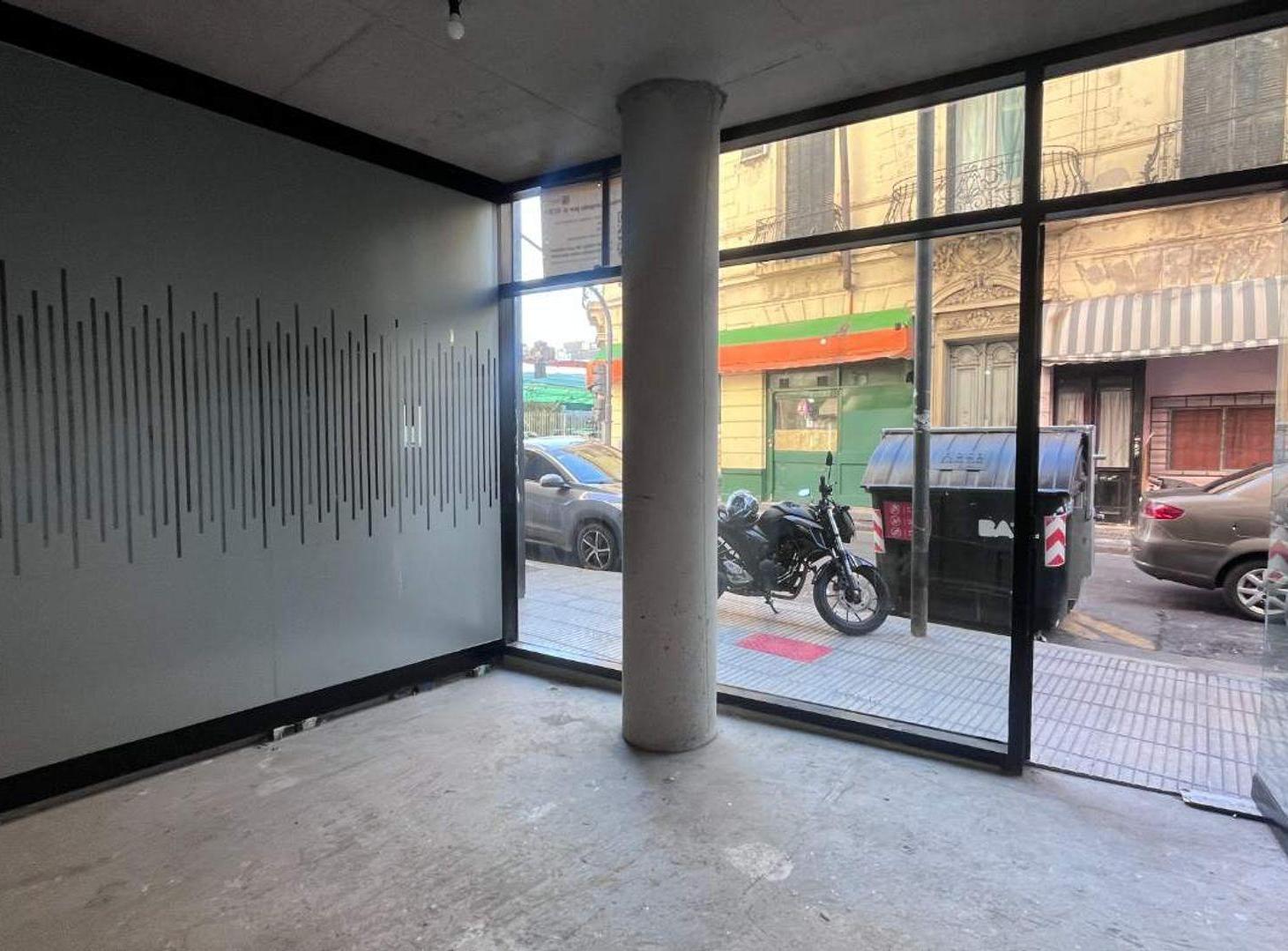 Foto de VENTA LOCAL A ESTRENAR SAN TELMO, imagen 2
