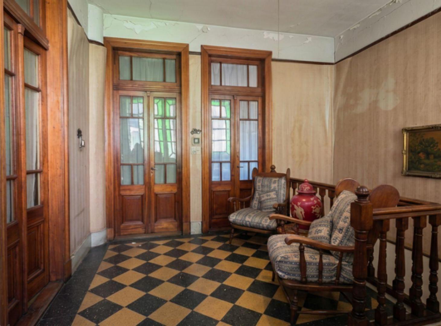 Foto de VENTA PH 7 AMB BARRACAS S/EXPENSAS A RECICLAR, imagen 5