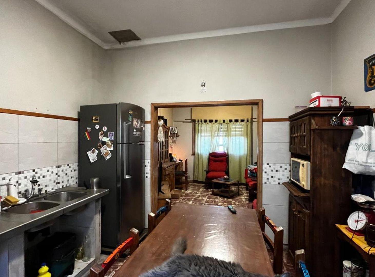 Foto de VENTA CASA 5 AMB LANUS APTO CREDITO, imagen 2