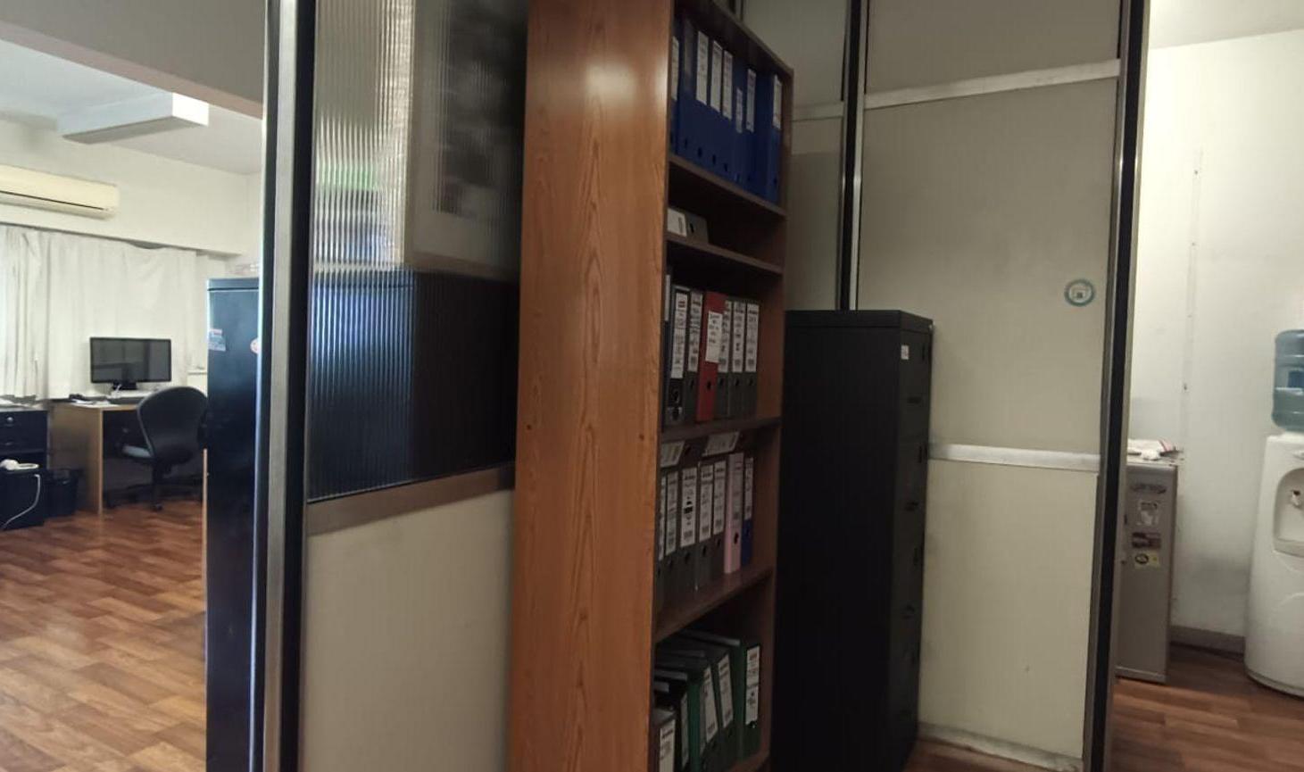 Foto de ALQUILER OFICINA MONSERRAT VERSATIL Y BIEN UBICADA, imagen 2