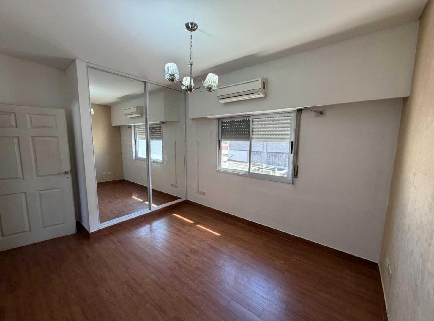 Foto de PH DE 3 AMBIENTES EN VENTA LINIERS, imagen 2