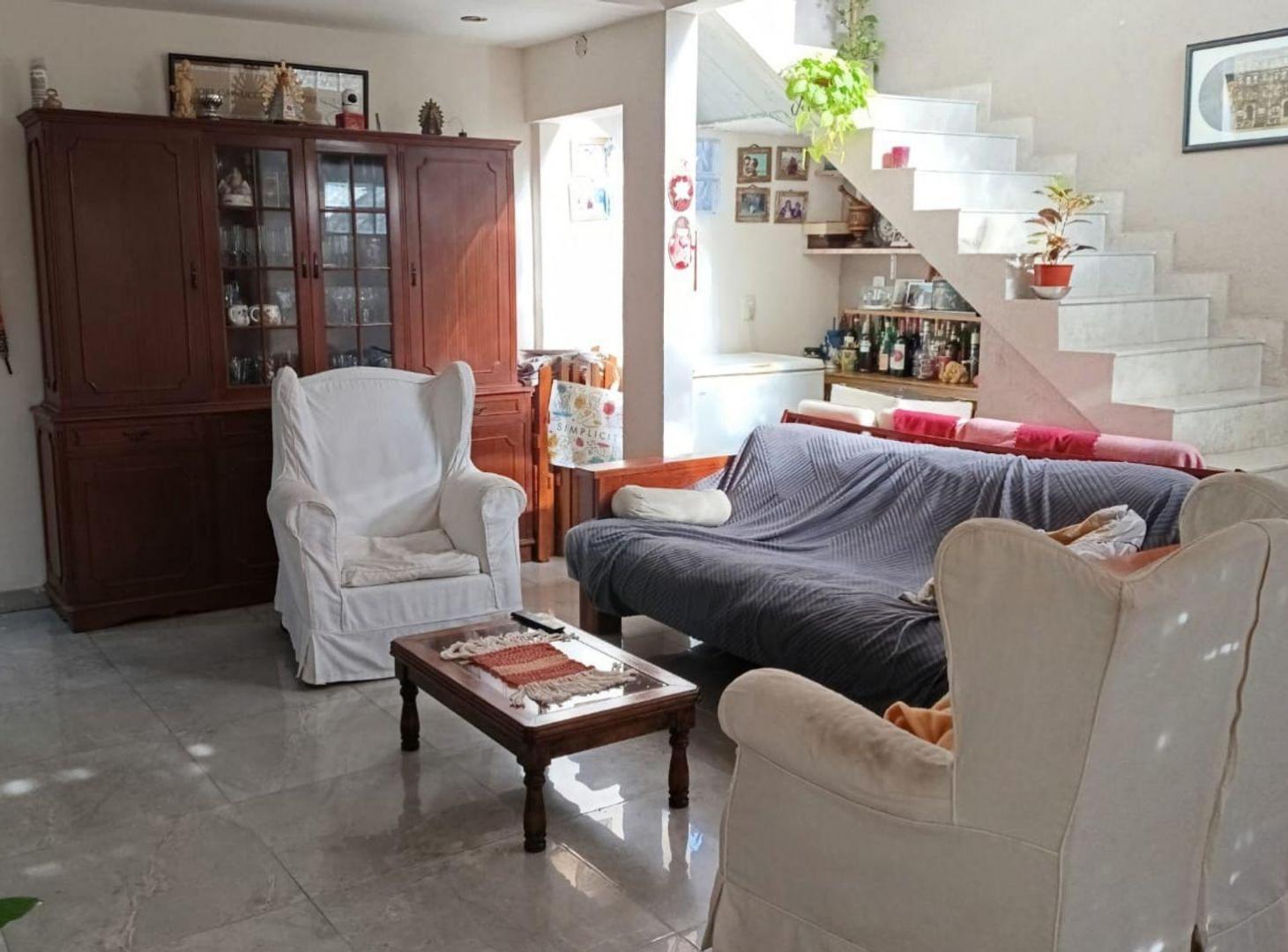 Foto de VENTA CASA COCHERA QUINCHO 156M2 LANUS ESTE, imagen 1