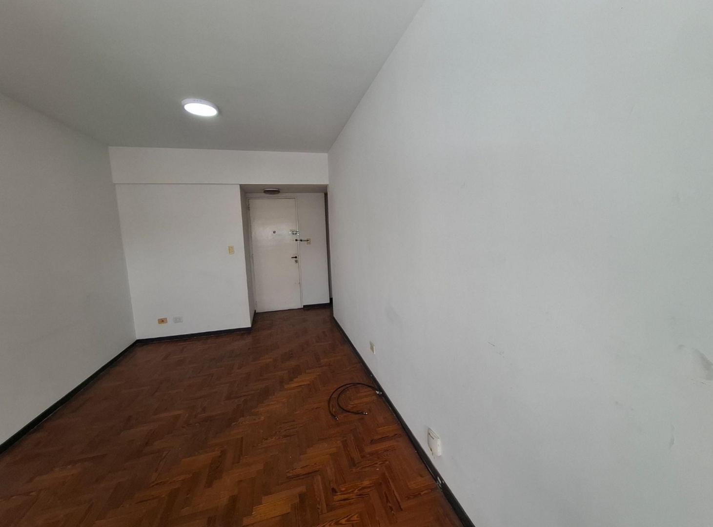 Foto de ALQUILER DEPARTAMENTO 3 AMB PISO 10 QUILMES CENTRO, imagen 3