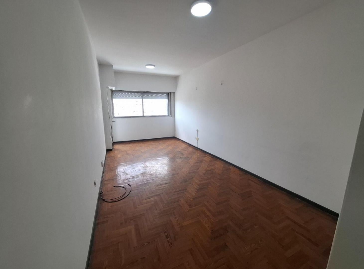 Foto de ALQUILER DEPARTAMENTO 3 AMB PISO 10 QUILMES CENTRO, imagen 4