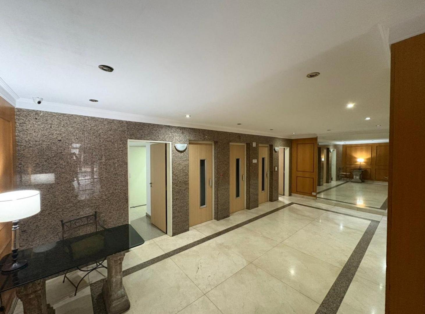 Foto de VENTA DEPARTAMENTO 4 AMB CON COCHERA CABALLITO, imagen 1