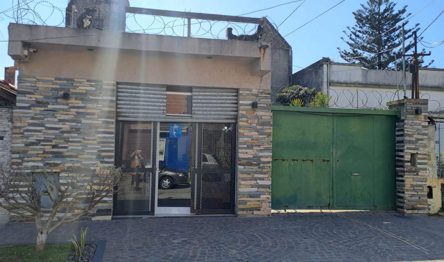 Foto de VENTA CASA C/LOCAL COMERCIAL, QUINCHO Y FONDO!, imagen 1
