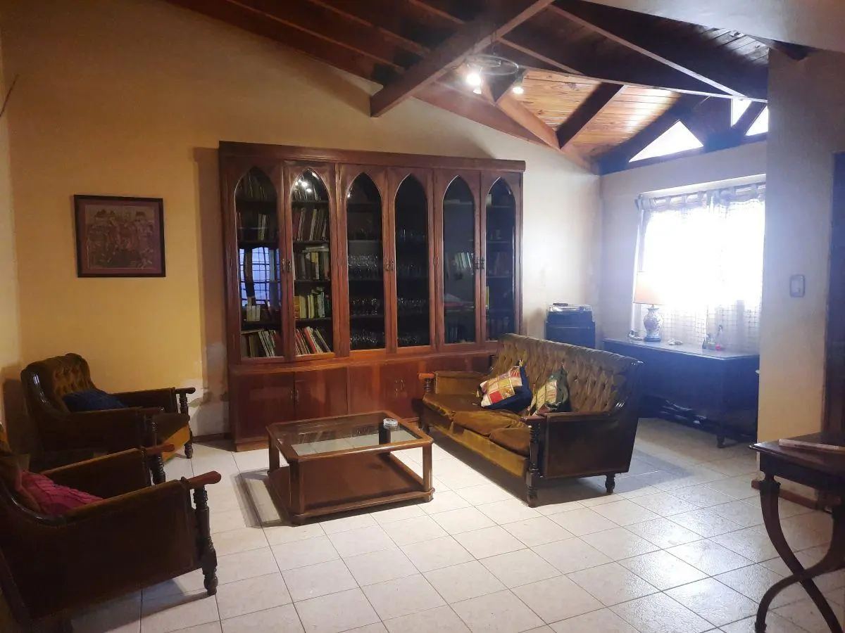 Casa con 258 m² de terreno y 3 dormitorios en venta en Las Cañas 5