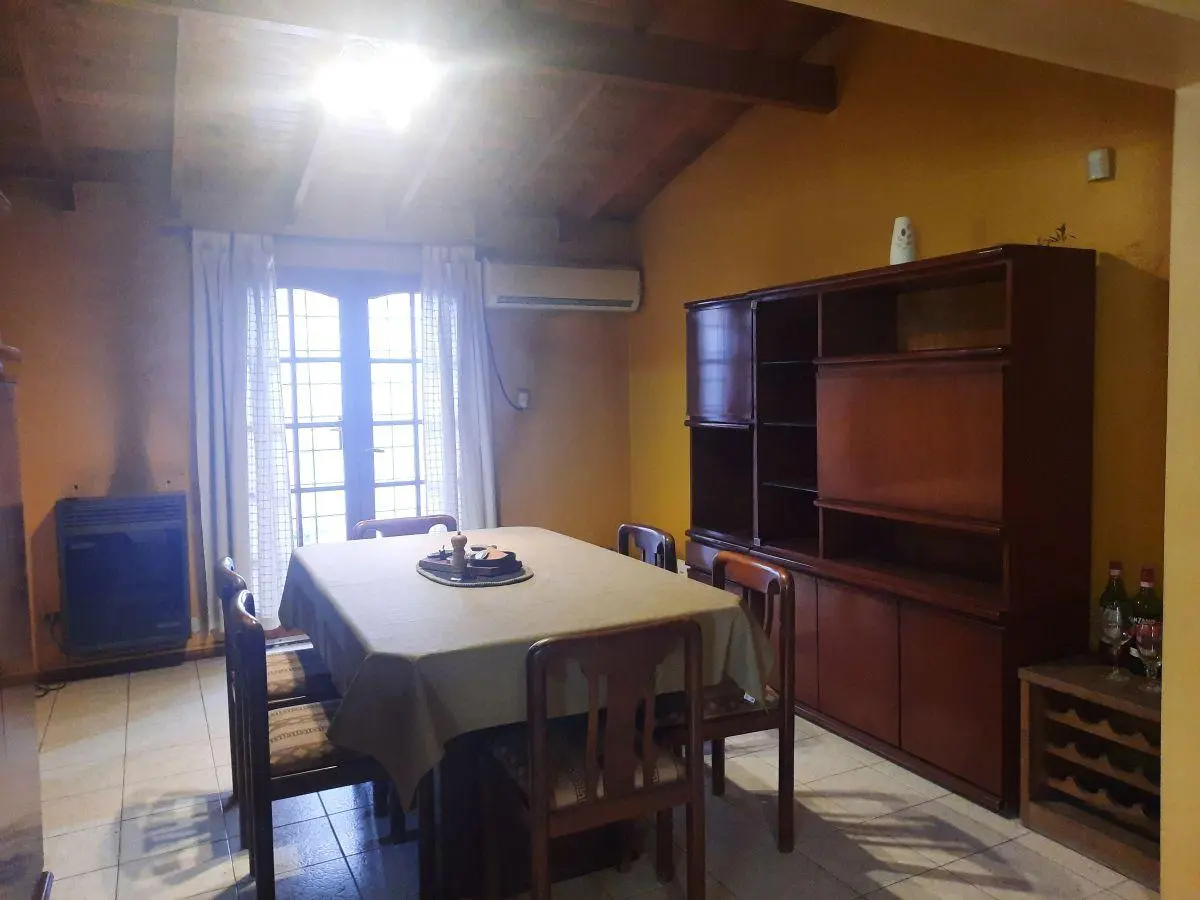 Casa con 258 m² de terreno y 3 dormitorios en venta en Las Cañas 2