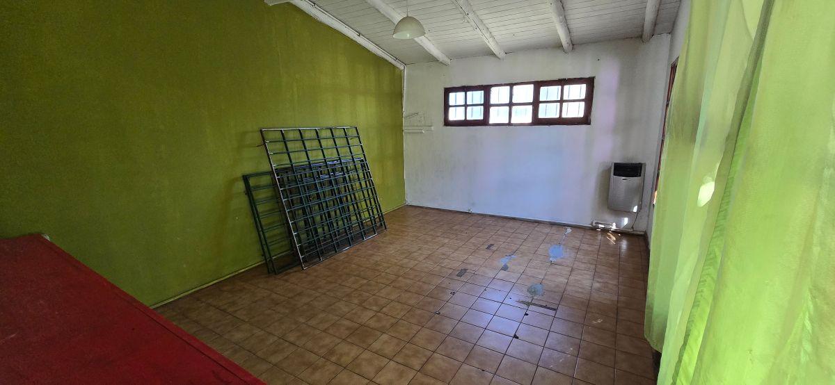 Casa en Venta en Villa Vega Maipú con Posibilidad de Uso Mixto OPORTUNIDAD DE INVERSIÓN!!