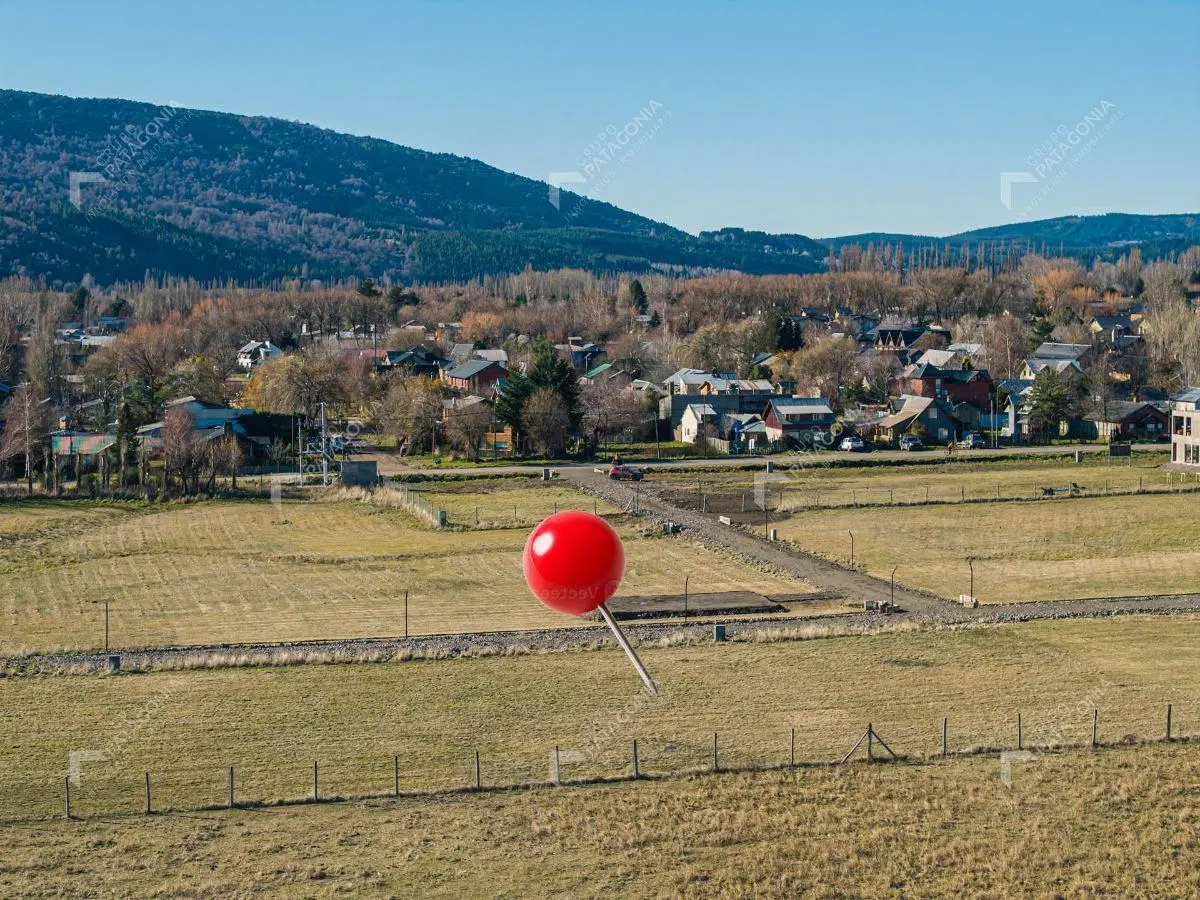 Excelente Lote Con Todos Los Servicios Subterráneos Sobre Callejon De Bello San Martin de los Andes 3