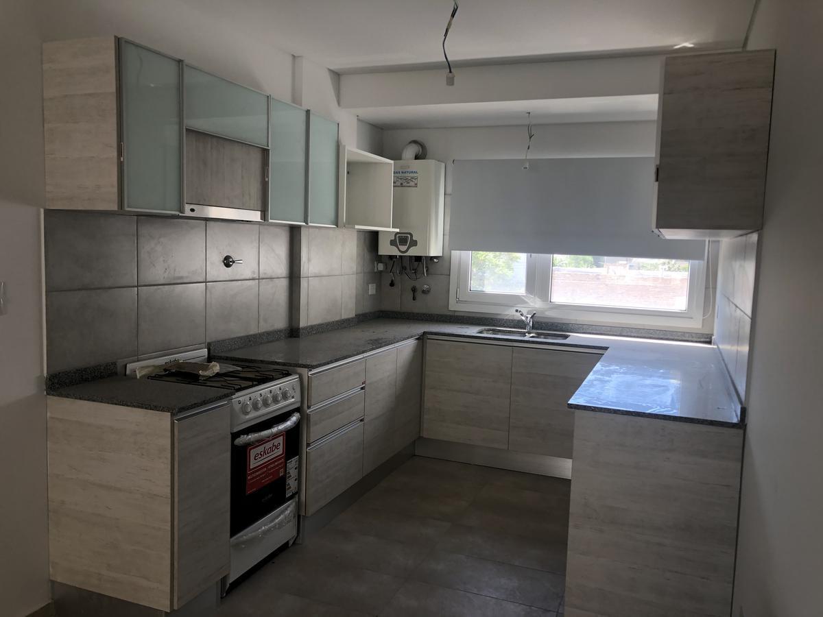 Departamento de un Dormitorio - Amaerio - Cipoletti 2