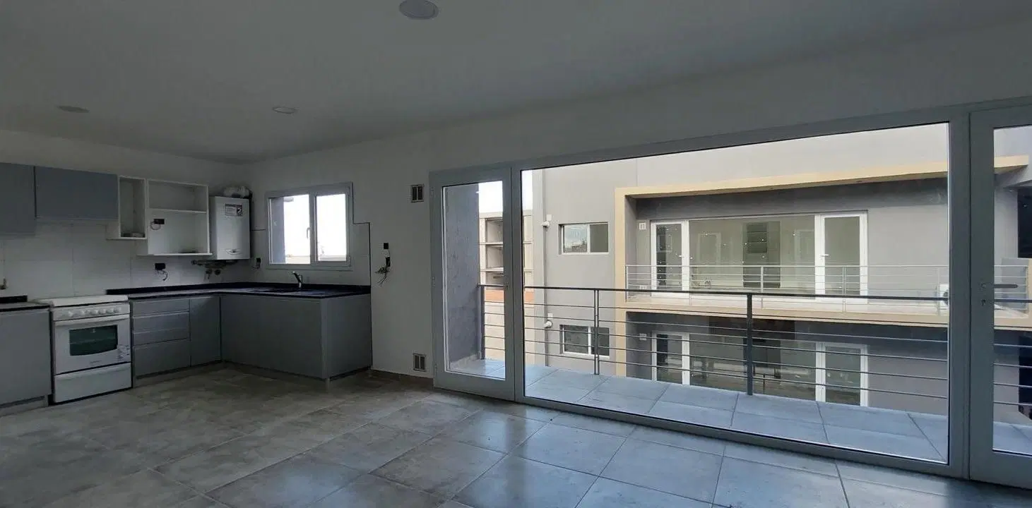 Departamento de 3 Dormitorios con dos cocheras 1