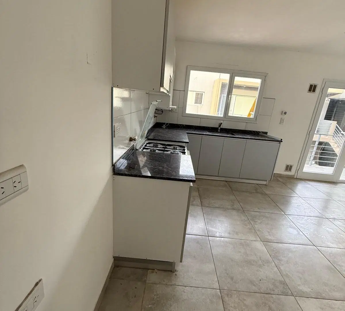 Departamento de 3 Dormitorios con dos cocheras 4