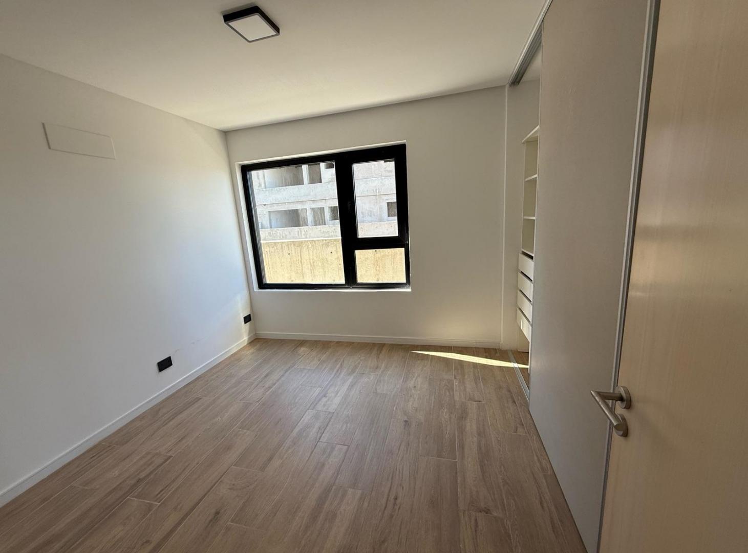 Foto de Semipiso de 3 dormitorios con dos cocheras - Santa Genoveva, imagen 3