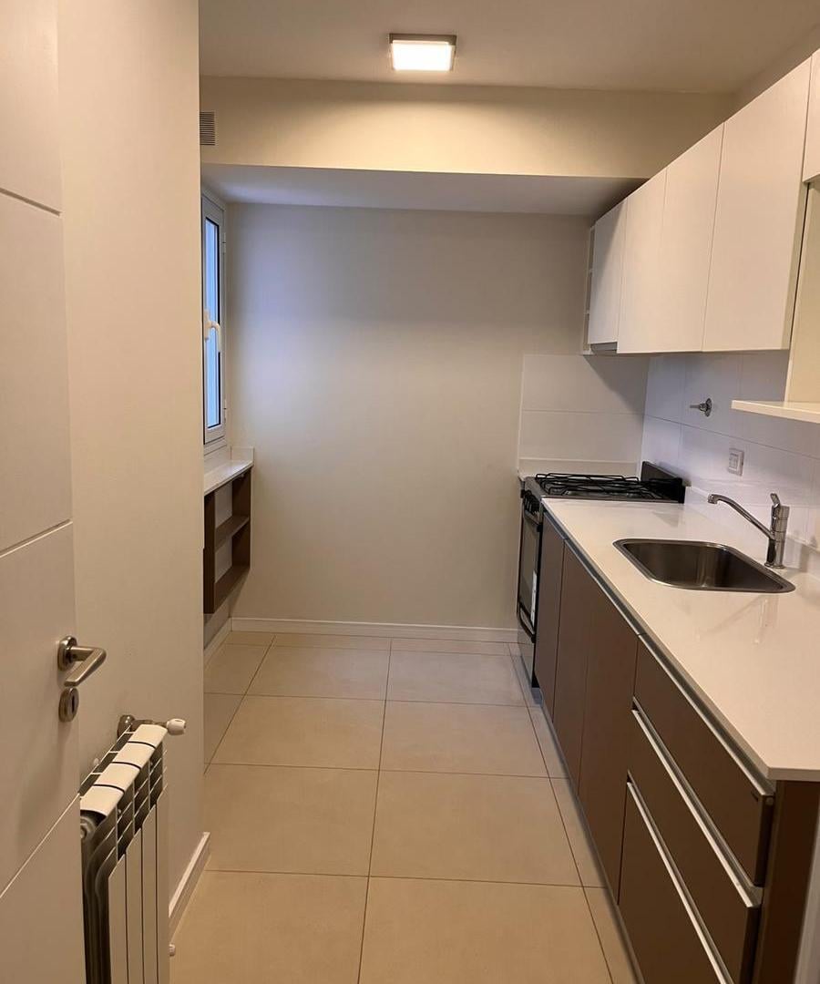 Foto de Departamento de 1 dormitorio con cochera, imagen 1