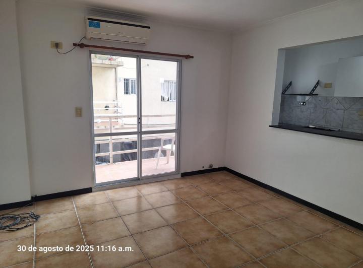 Dpto 2 Ambientes a mts Centro Comercial San Fernando 3