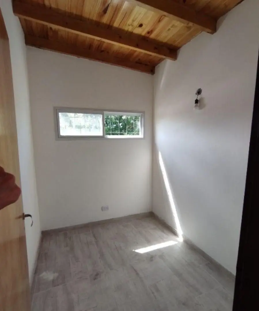 San Fernando, ALQUILER DEPARTAMENTO
Cómodo Depto. Primer piso Fondo 4