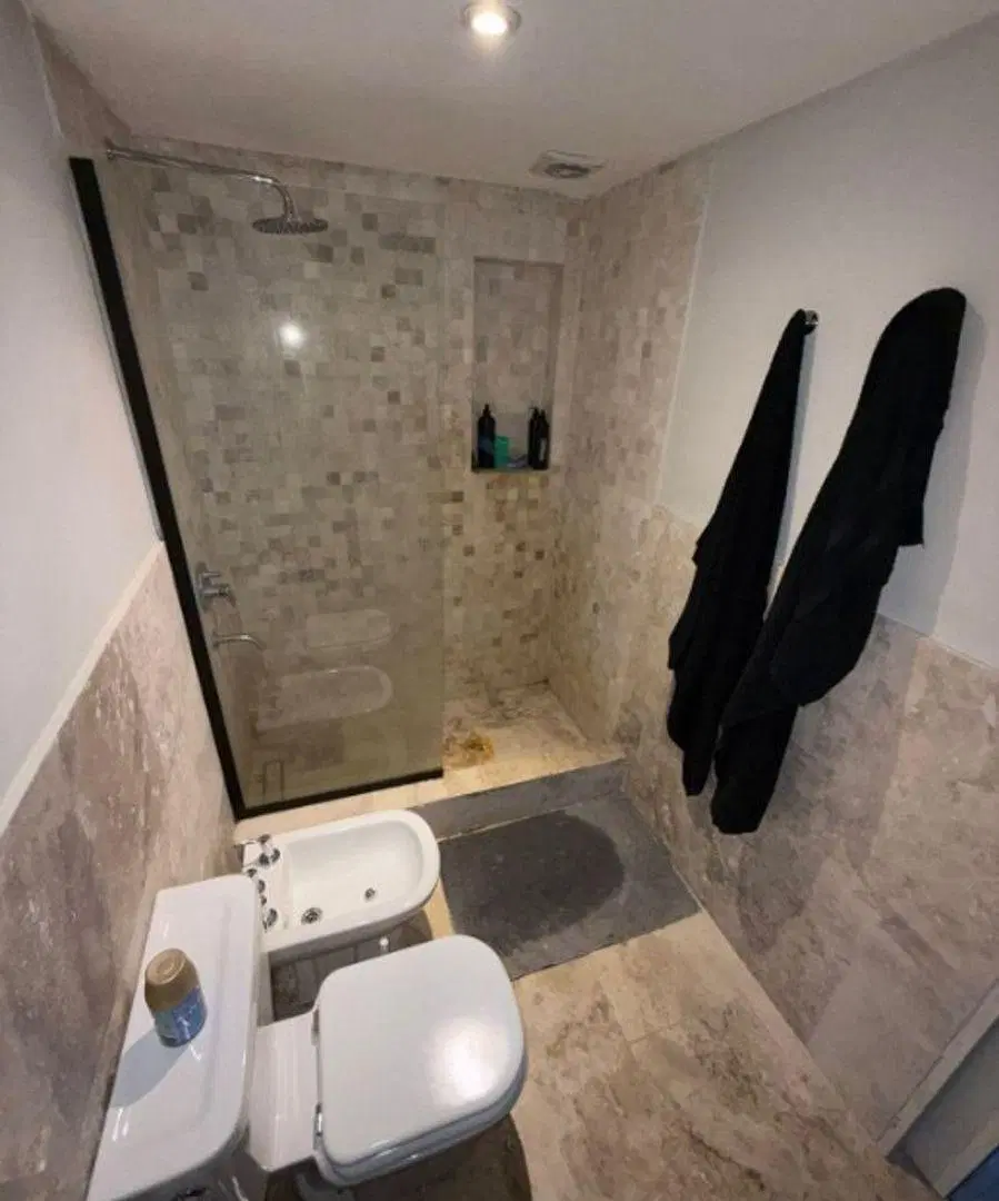 Hermosa Casa 6 Ambientes totalmente Reciclada Punta Chica 4