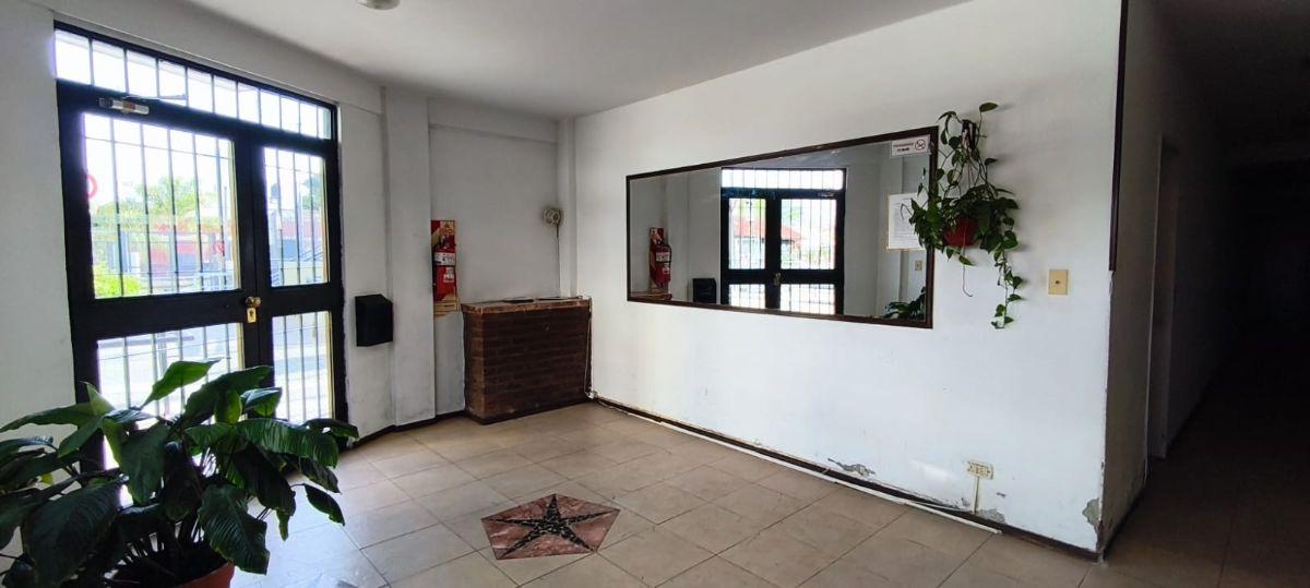 Foto de AMPLIO Y LUMINOSO DEPARTAMENTO DE 2 AMBIENTES, imagen 5