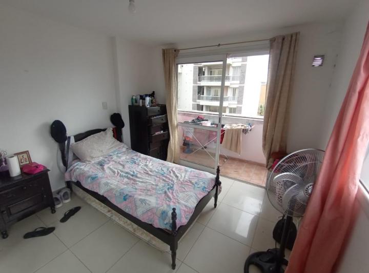 Departamento en Alberdi 1
