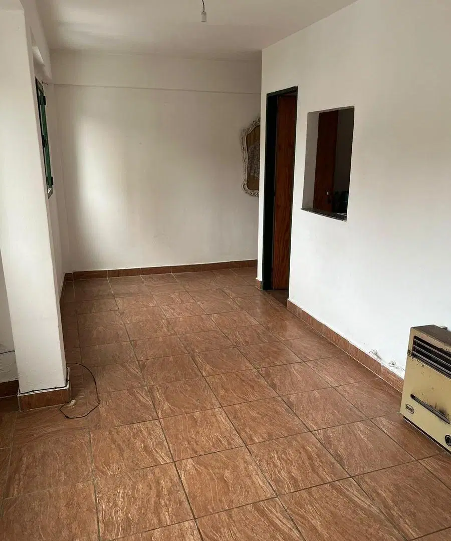 Departamento en Alberdi 5