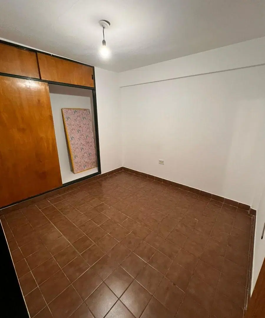 Departamento en Alberdi 5