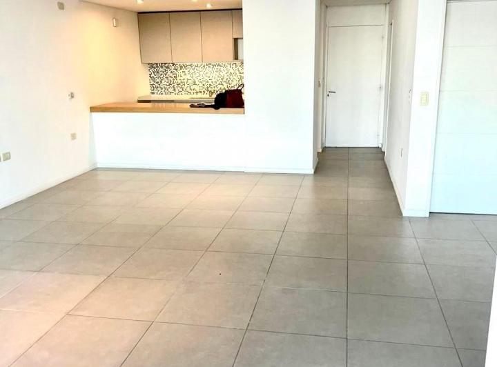 Departamento con vista al lago en Islas del Golf!  4