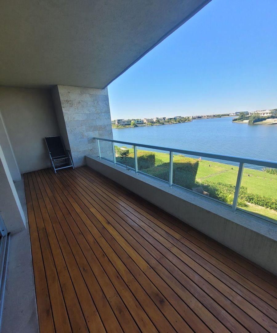Venta Acqua Golf 2 dorm y con jardín