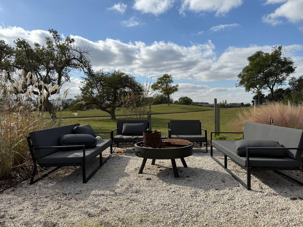 Foto de EXCELENTES CASA EN VENTA EN EL GOLF DE NORDELTA CON FONDO AL GOLF!, imagen 3