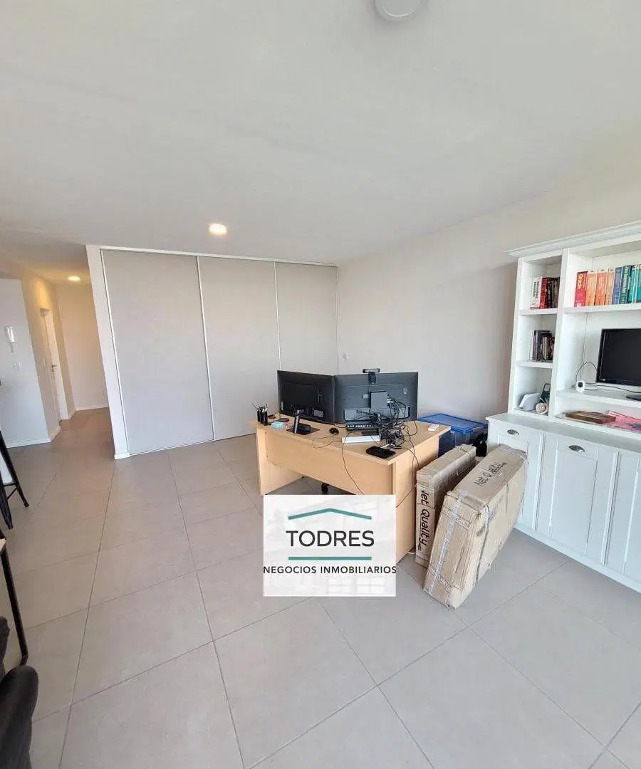 Muy lindo Departamento Monoambiente en venta divisible en nordelta con vista al lago! 2
