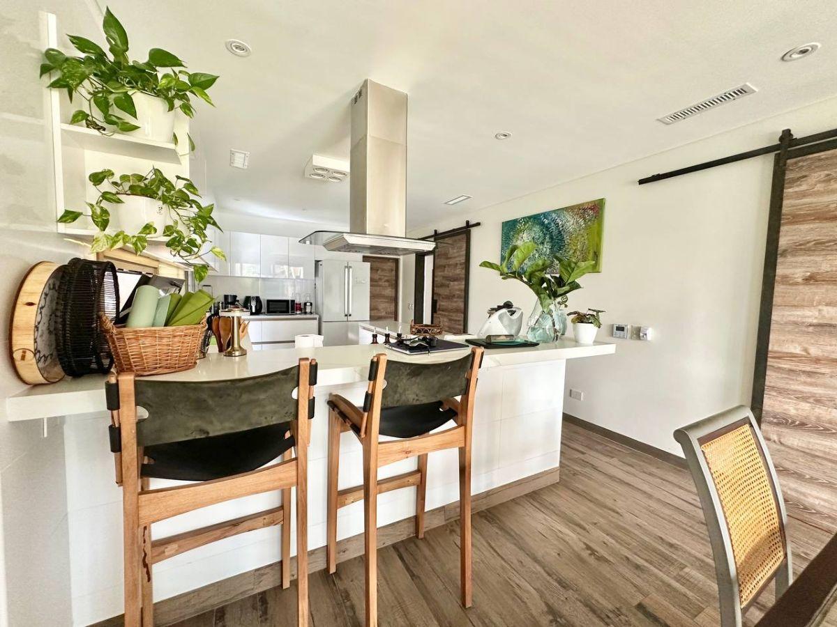 Foto de EXCELENTE CASA CON 5 SUITES AL AGUA EN CASTORES, imagen 2