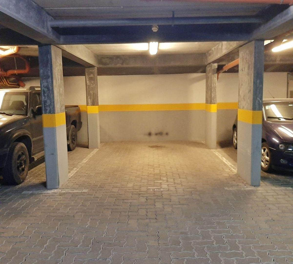 Foto de DEPARTAMENTO AMUEBLADO CON JARDIN, COCHERA y BAULERA, imagen 4