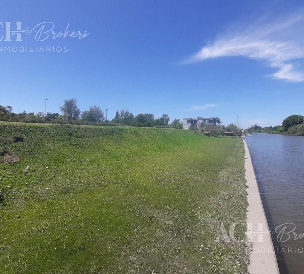 Foto de LOTE CON RAPIDA SALIDA AL RIO EN MARINAS H, imagen 5
