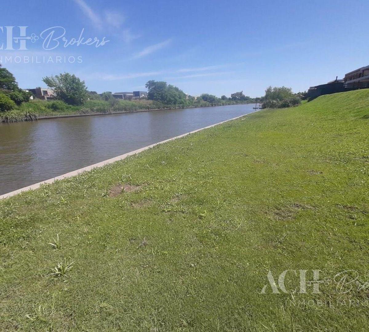 Foto de DOS EXCELENTES LOTES CONTIGUOS CON RAPIDA SALIDA AL RIO EN MARINAS H, imagen 3