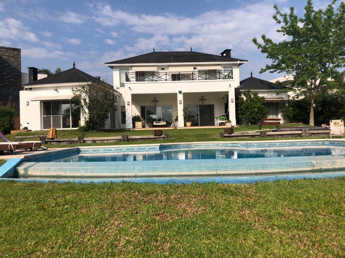 Foto de CASA A LA LAGUNA EN VENTA, LOS CASTORES, NORDELTA, imagen 5