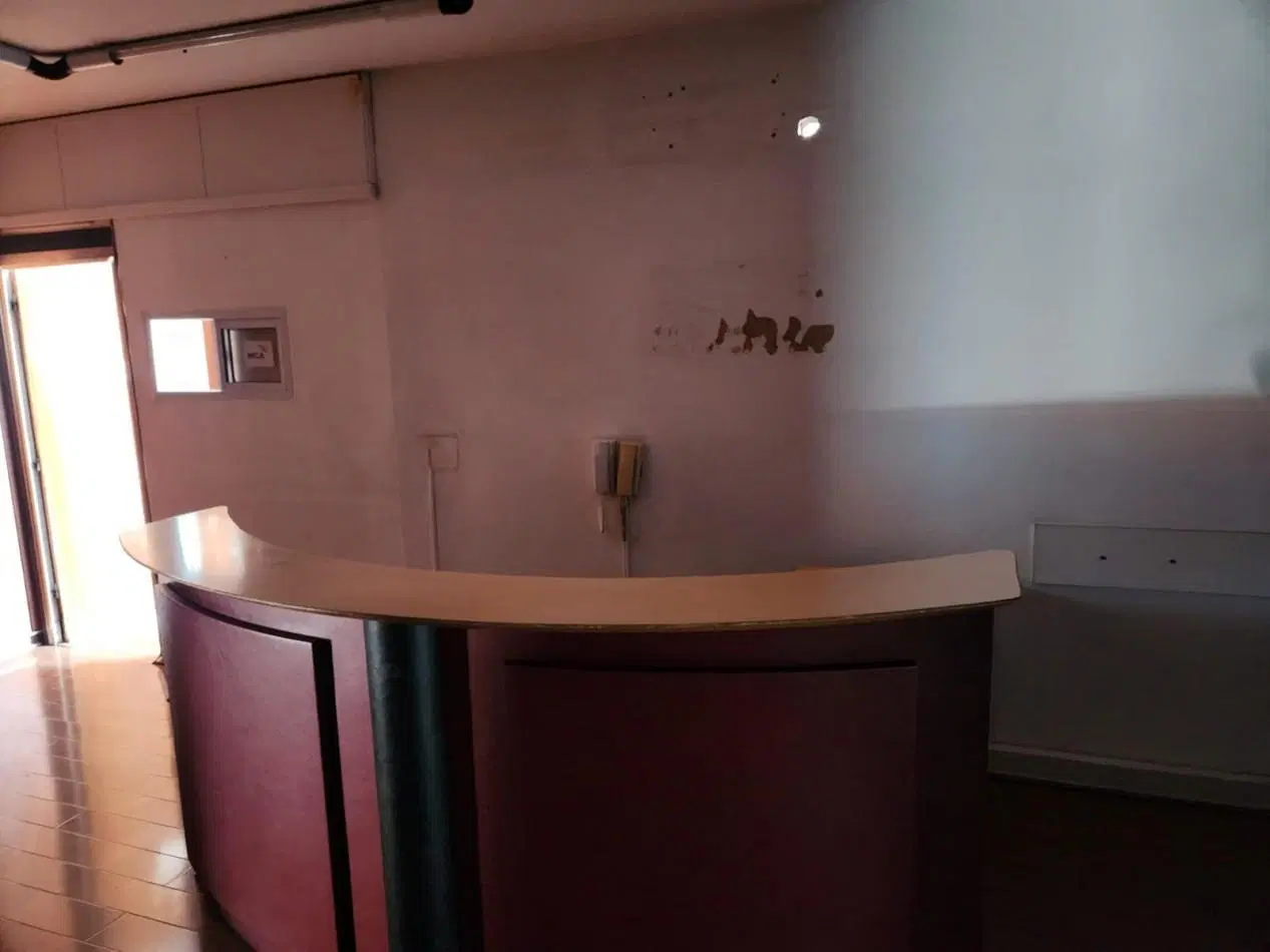 OFICINA DE CINCO AMBIENTES MONSERRAT 3
