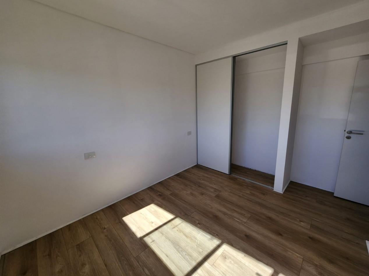 Foto de Departamento de tres ambientes en alquiler con cochera NO APTO CREDITO, imagen 5