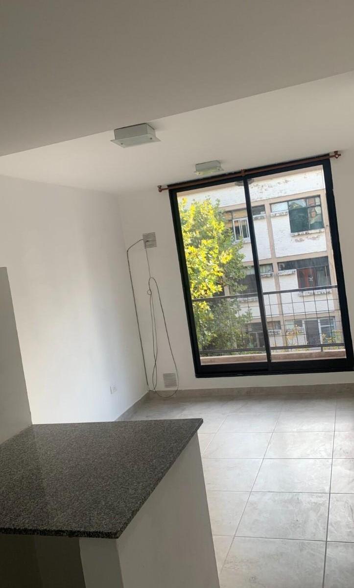 Venta de Departamento de un Dormitorio en Rodriguez Al 1100 Pichincha 3