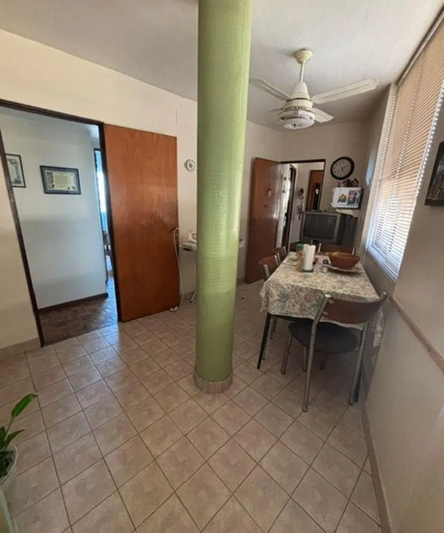 VENTA DEPARTAMENTO DE TRES DORMITORIOS SOBRE AV. WHEELWRIGHT AL 1600 CON VISTA AL RIO. 3