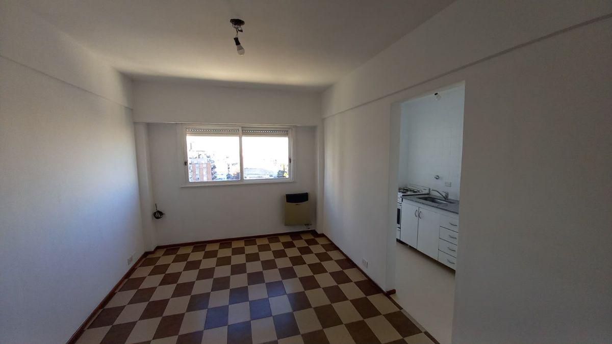 Foto de Hermoso Departamento 2 ambientes en Floresta, imagen 1