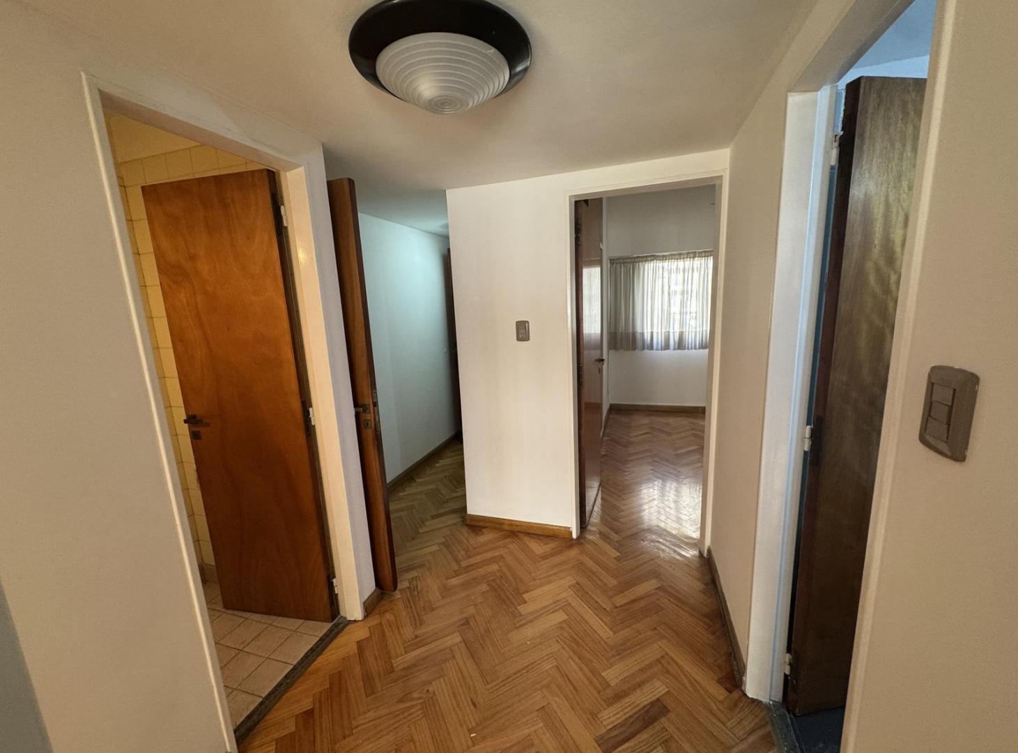Foto de Excepcional Dpto de 4 ambientes con dependencias en el corazón de, imagen 3