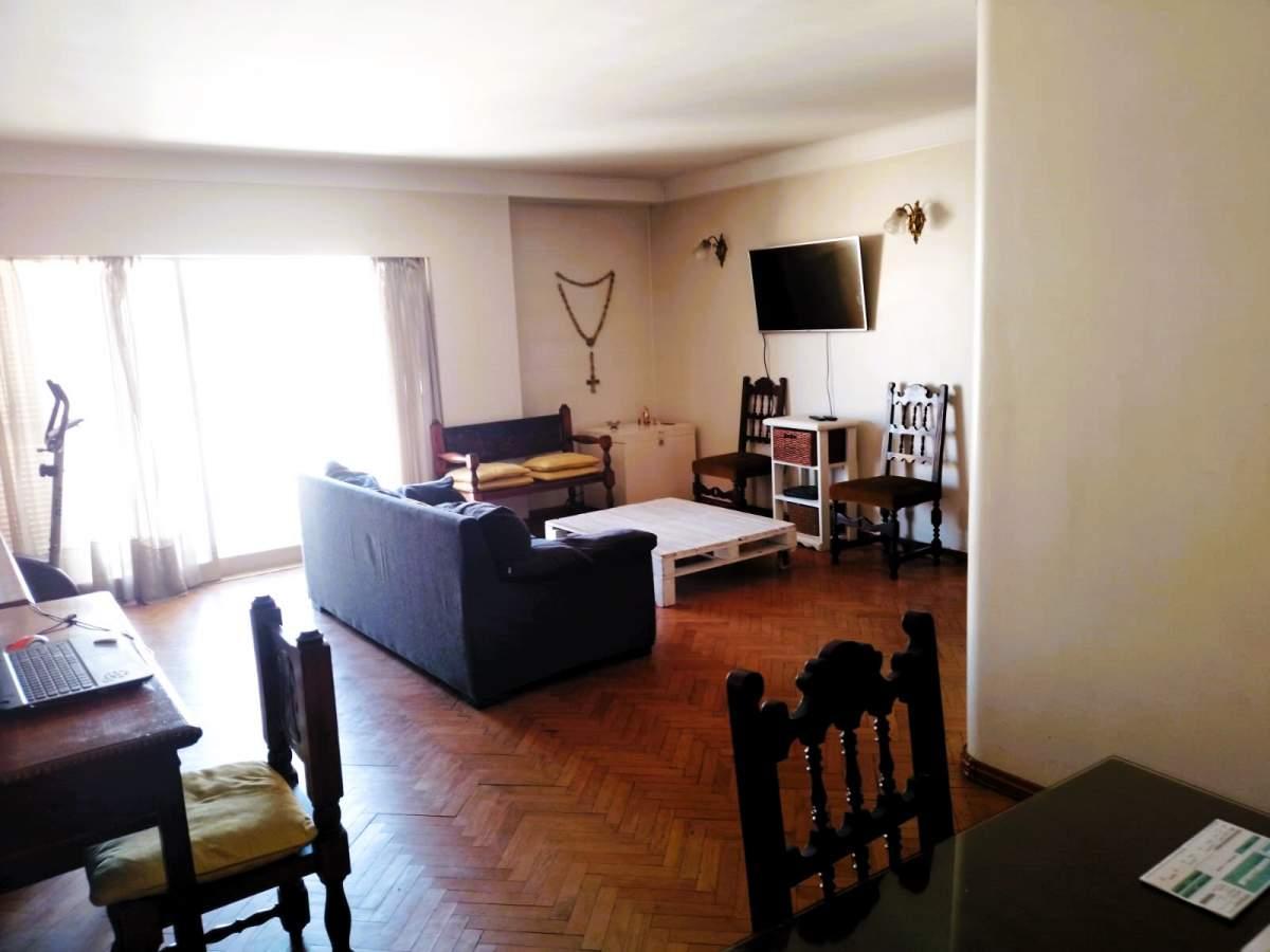 Departamento Sobre Colon Al 600 con Escritura 1