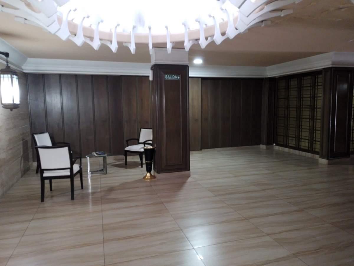 Departamento Sobre Colon Al 600 con Escritura 3