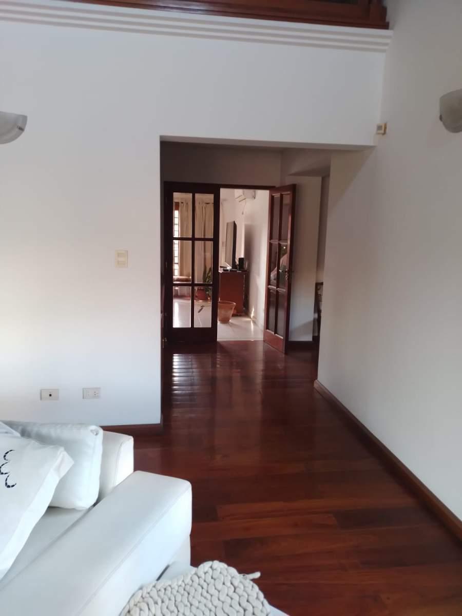 Espectacular Casa en Zona Norte con Pileta y Cancha de Paddle 5