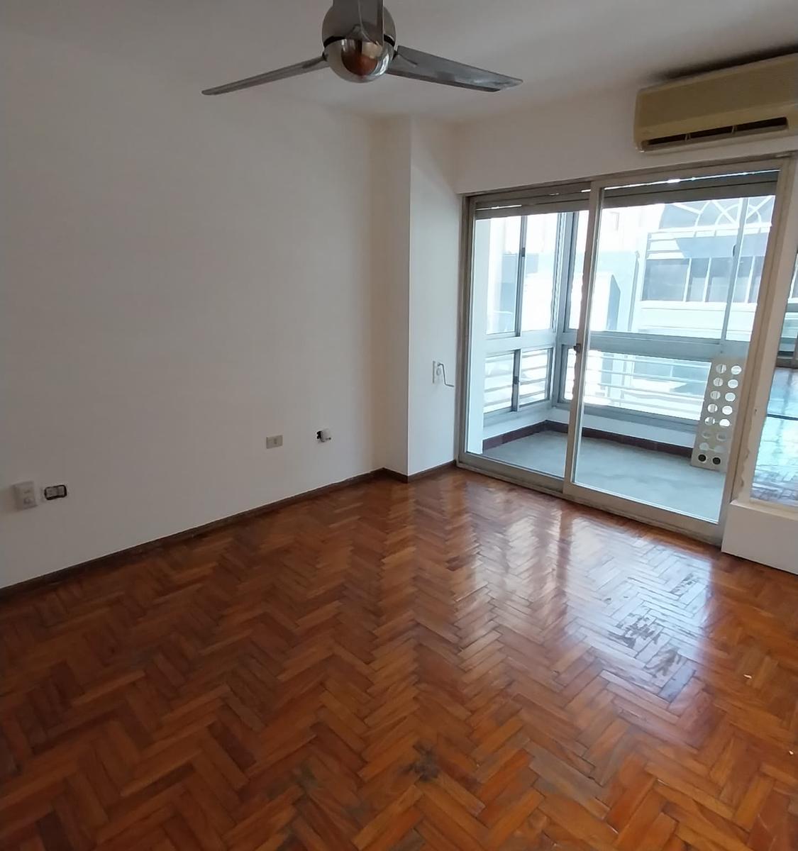 Amplio Piso 3 Dorm. en Venta con Terraza y Pileta en Pleno Centro 4