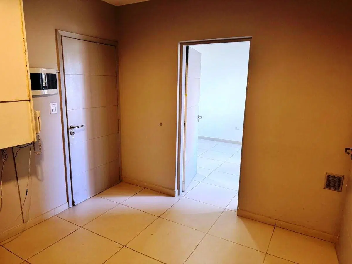 ALQUILO OFICINAS ZONA MATERNO INFANTIL 2